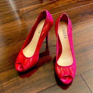 Guess Lace Peep Toe 7.5 Platform Stilettos